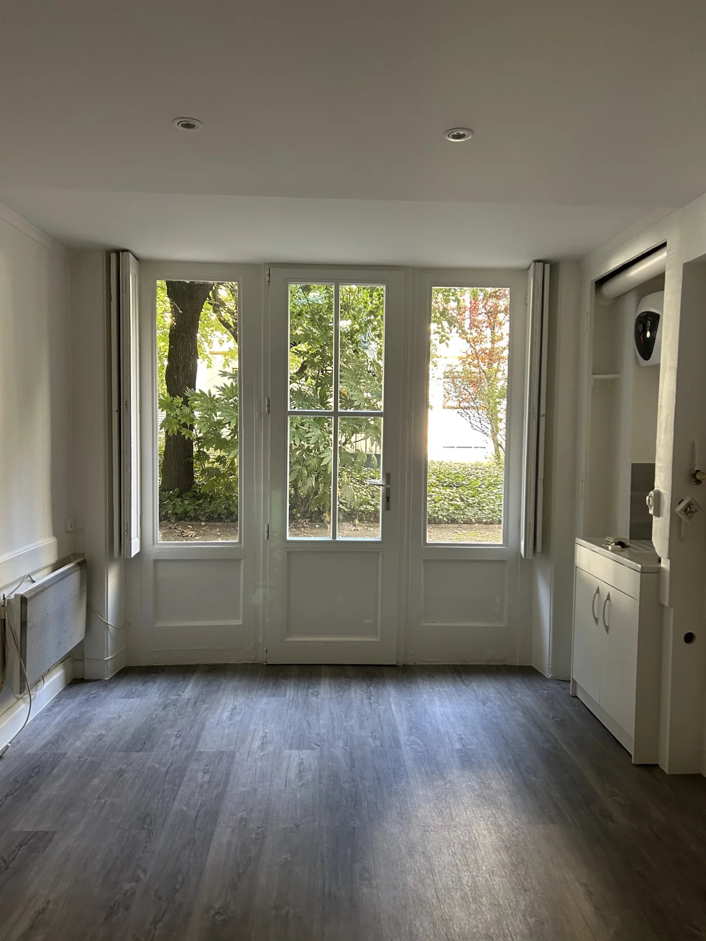 À vendre – T2 duplex rénové, Préfecture / Avenue de Saxe – LYON 3 – 160 000 € FAI