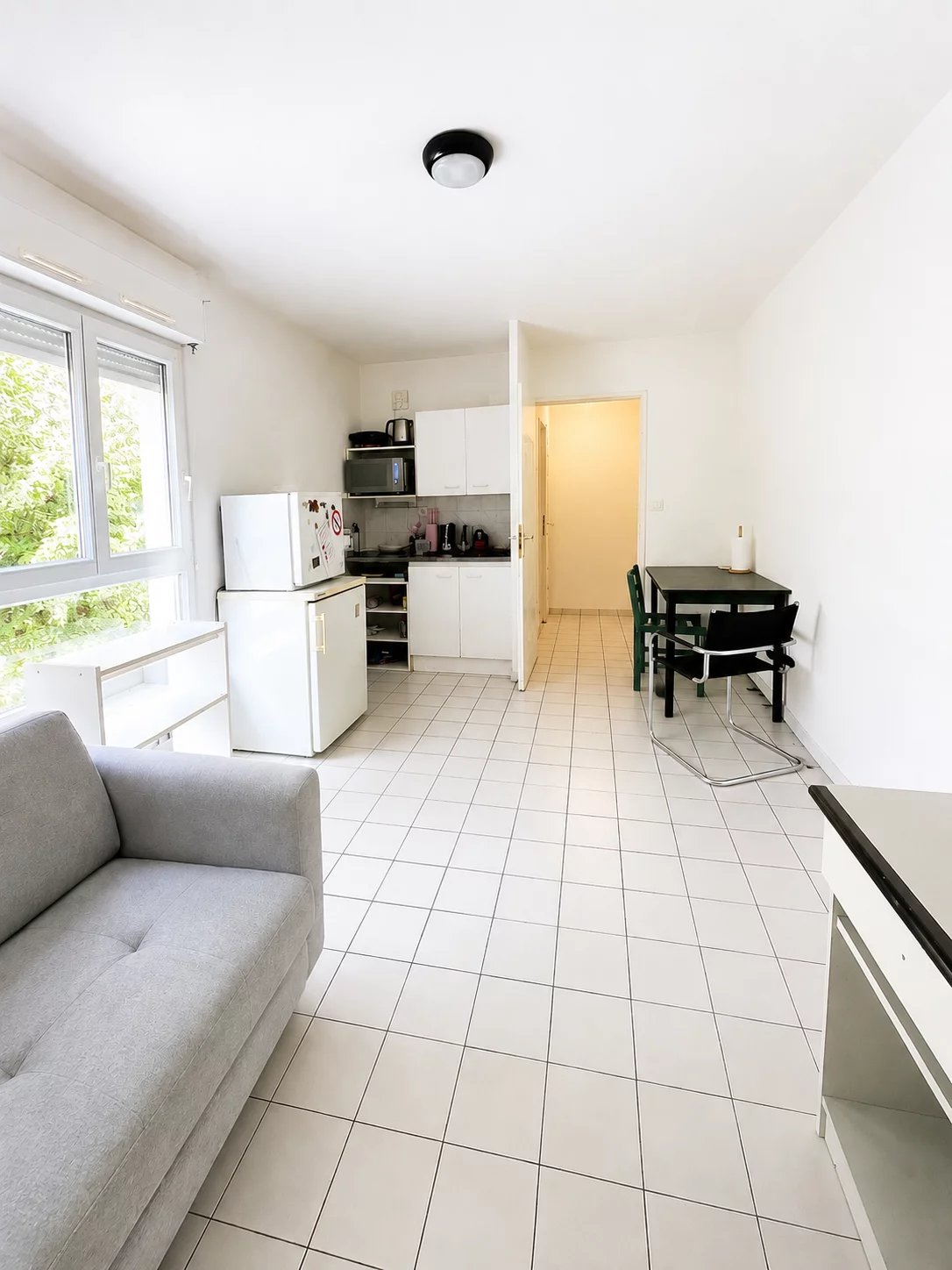 Studio loué – Rentabilité +6 % – Résidence récente – Lyon 8